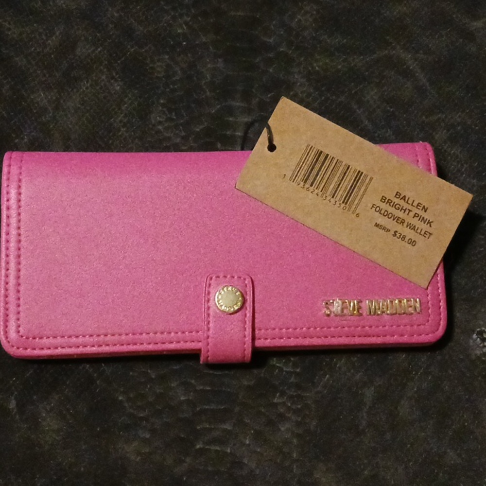 Steve Madden wallet